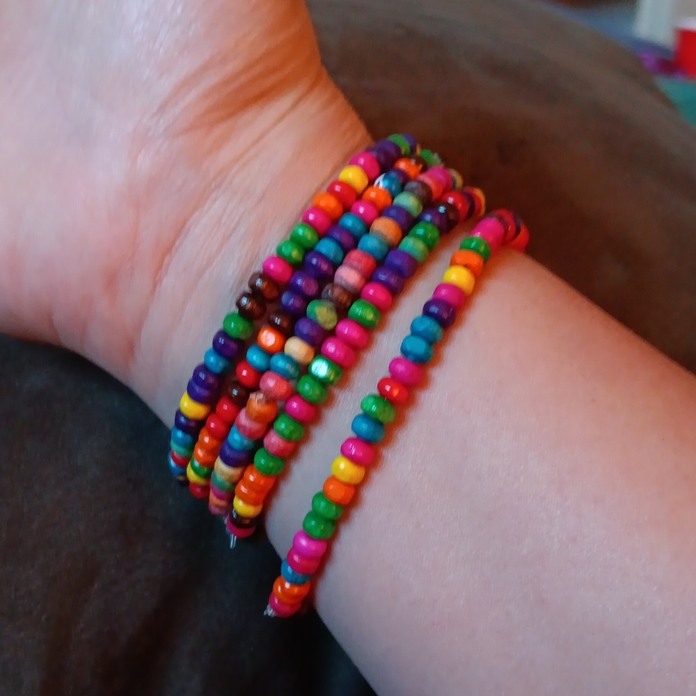 Colorful stretch bracelets - Picture 3 of 6